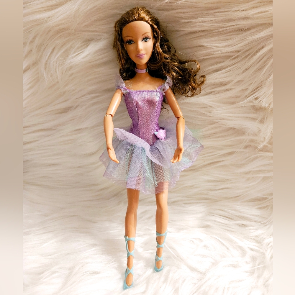 Barbie Isla Doll 12 Dancing Princesses Ballerina 2005